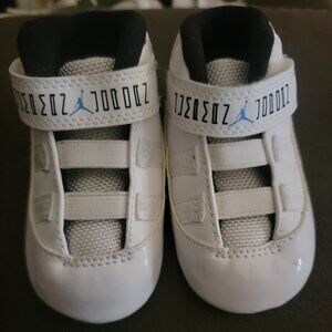 Air Jordan 11's Columbia baby shoes 3c